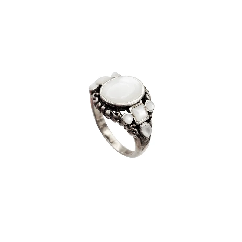 women's rings with round-cut gemstone -Antique Mother of Pearl Ring (Silver)