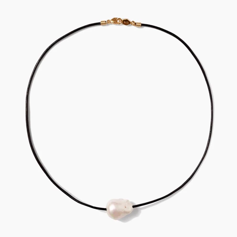 women's necklaces with gemstone pendant -Isla Pearl Necklace - Black