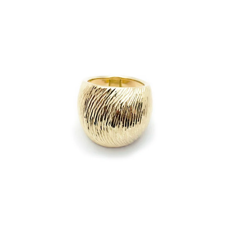 women's rings with diamond cluster -Domed Wood Grain Pattern Ring (14K)