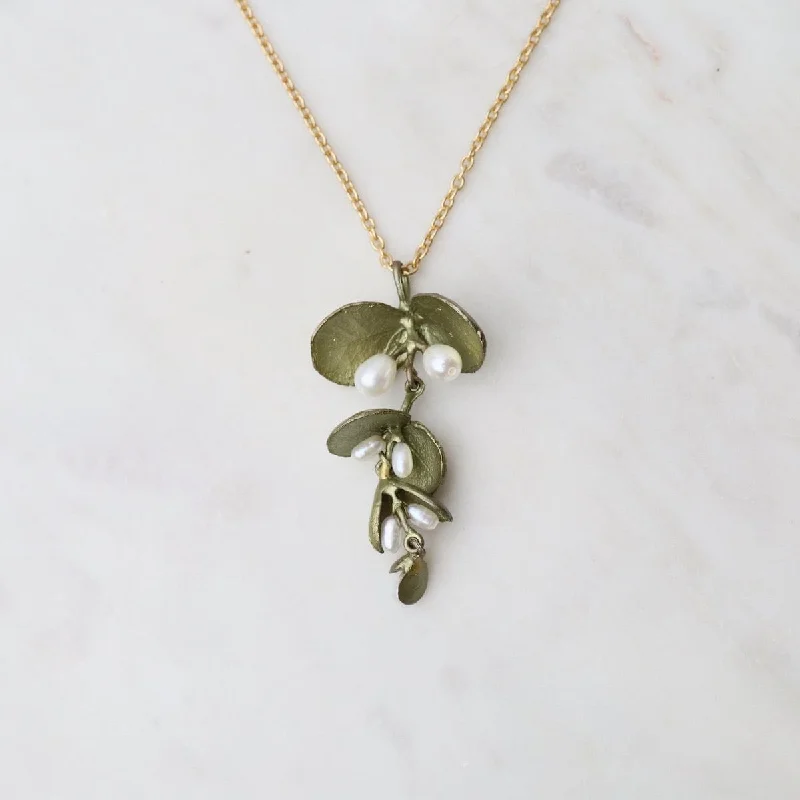 women's necklaces with simple elegance -Eucalyptus Seed Pendant Necklace