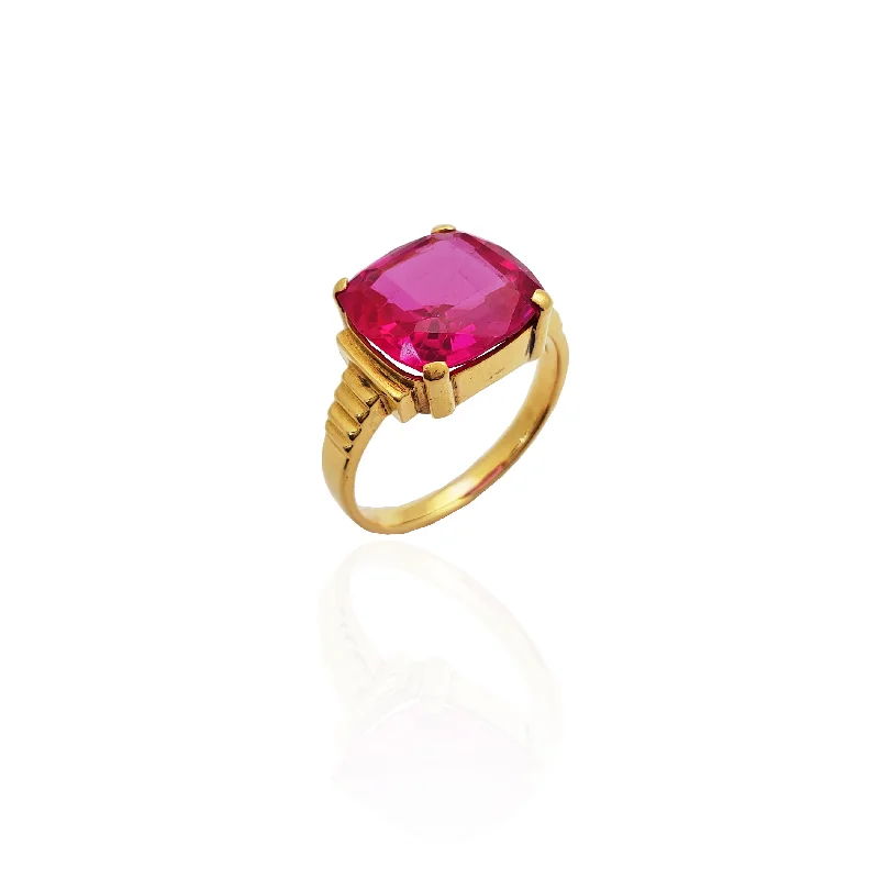 women's rings with gemstone halo -Vintage Red Stone Ring (24K)