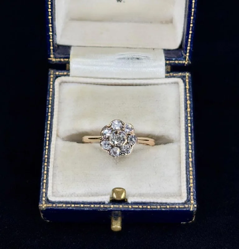 women's engagement rings with modern style -Antique 1915 Daisy Diamond Cluster Ring