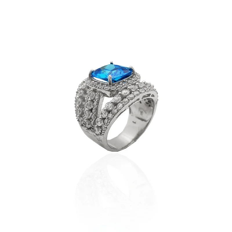 women's rings with teardrop gemstone -Blue Stone Tri-Banded Cocktail Ring (Silver)