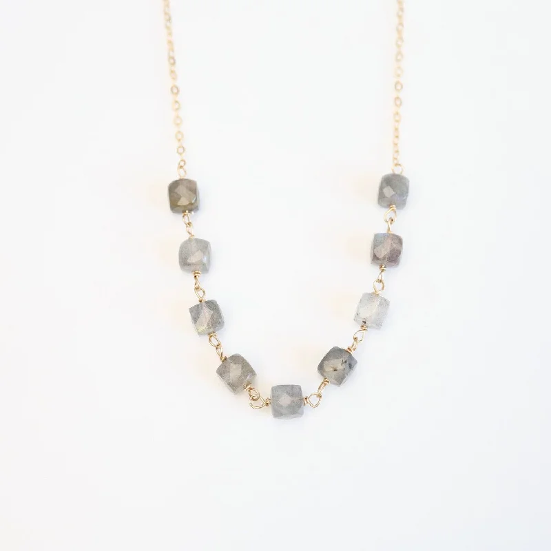 women's necklaces with adjustable clasp -Labradorite Handmade Bead Chain Necklace