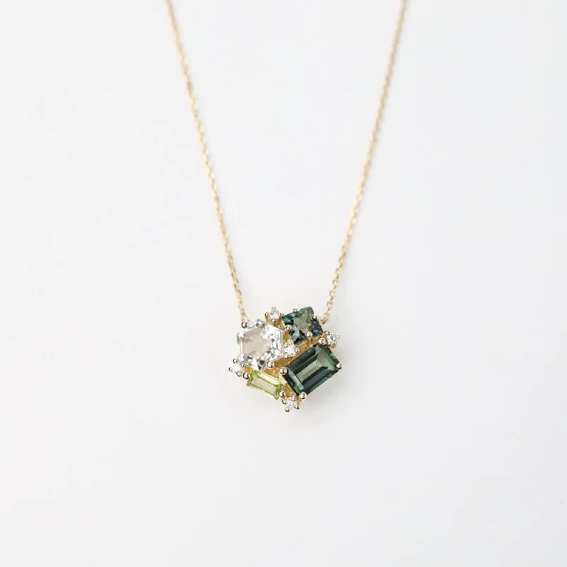 women's necklaces with wire wrap pendant -Yellow Gold Green Cluster Necklace