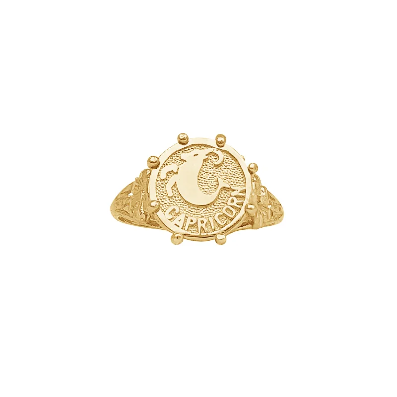 women's rings with twisted design -Vintage Capricorn Zodiac Sign Lady Ring (14K)