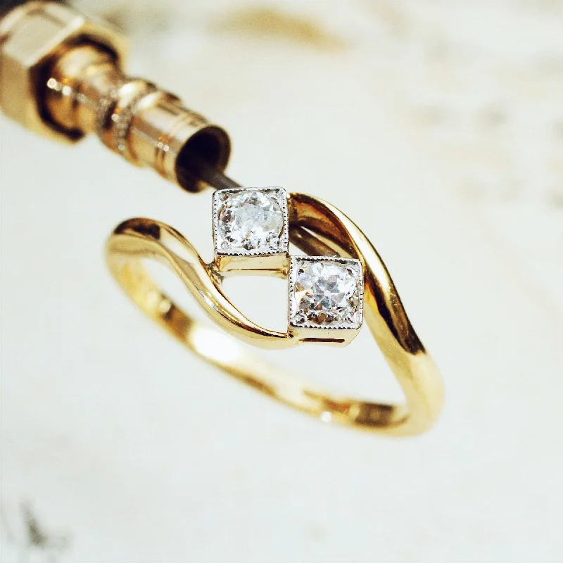 women's engagement rings with platinum band -Unforgettable Vintage Diamond 'Toi et Moi' Ring