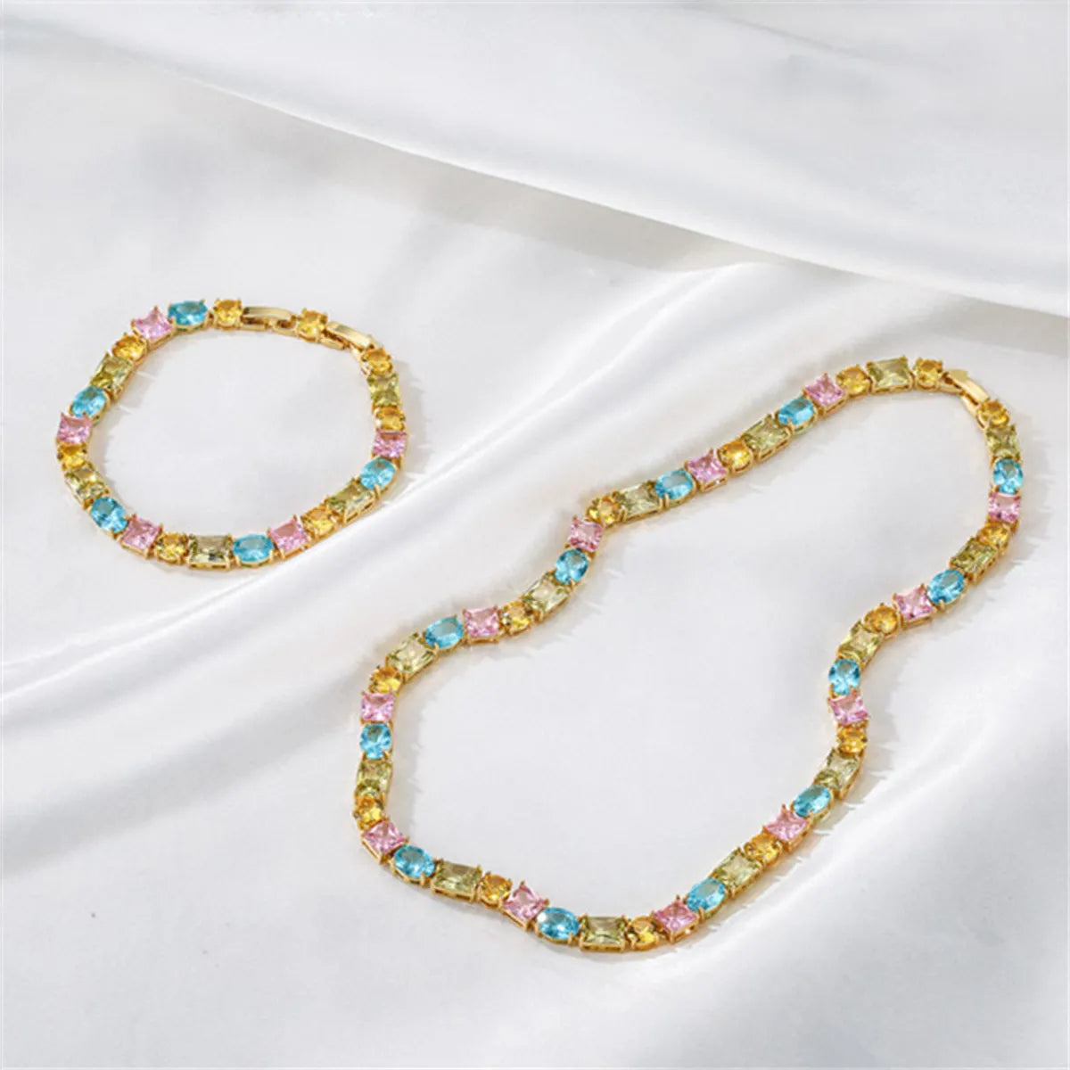 women's bracelets with elegant clasp -Cute Geometric Copper Inlay Zircon Women's Bracelets Necklace