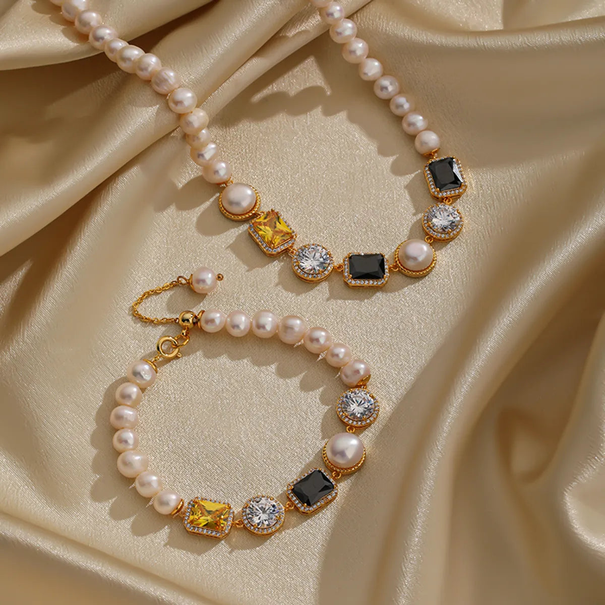 women's bracelets with gemstone accent -Elegant Luxurious Geometric Copper Plating 18k Gold Plated Bracelets Necklace