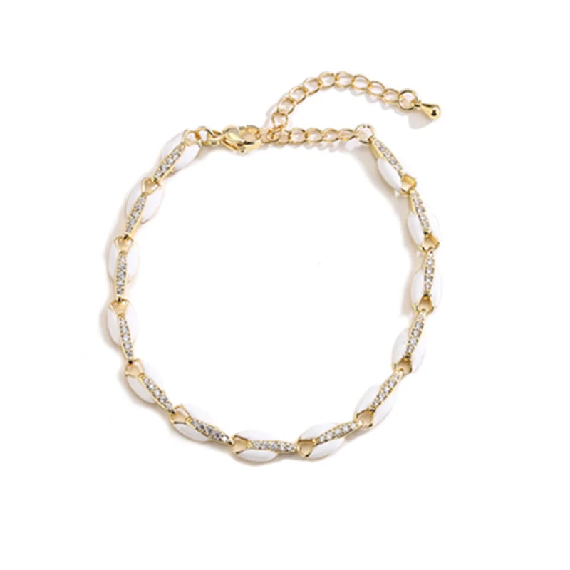 White Bracelet 18cm