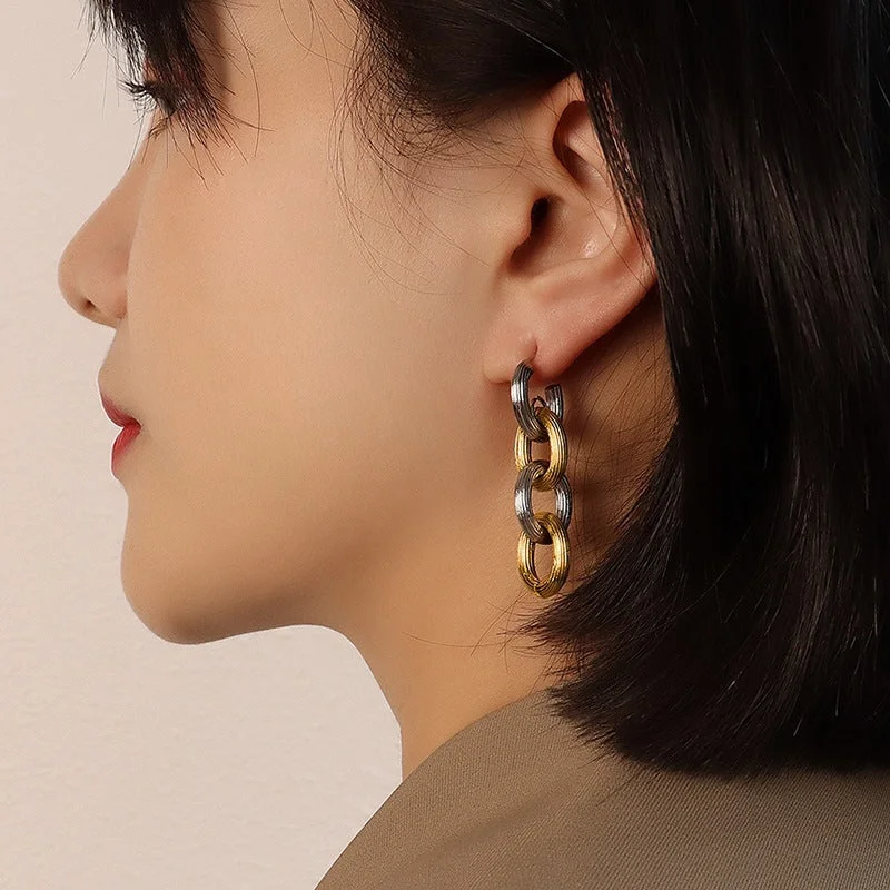 F443 Embossed Earrings Pair