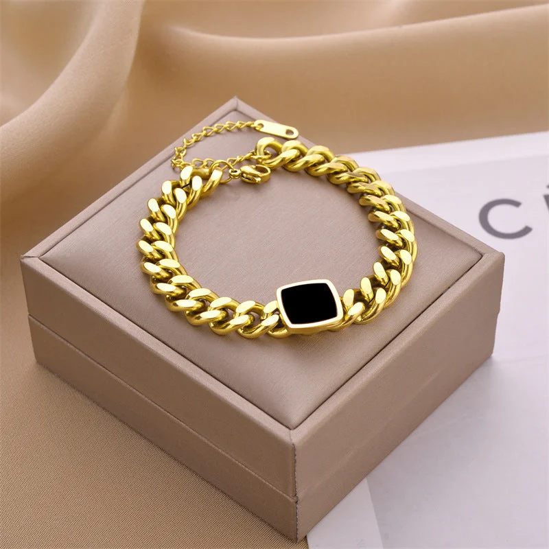 9035-Gold Bracelet