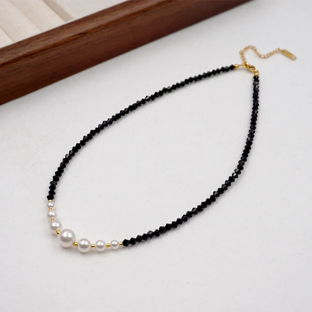 women's bracelets with custom design -Vintage Style Sweet Simple Style Circle Artificial Crystal Wholesale Bracelets Necklace